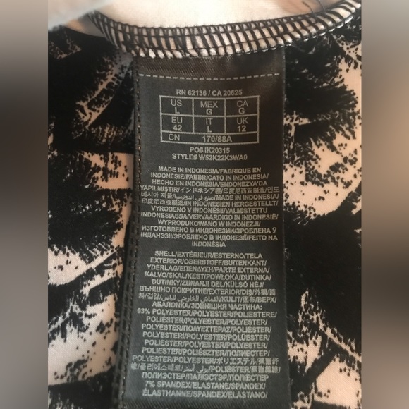 Guess Sleeveless Summer Dress size L - Picture 2 of 4